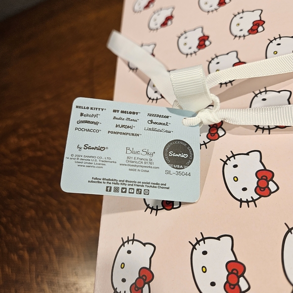 Hello Kitty Mug and Figurine Set NIB - Picture 9 of 11